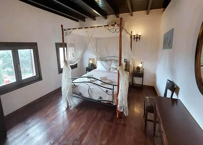 Saint Michel Collection - Old Town