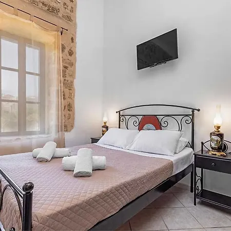 Saint Michel Collection - Old Town Hotel 3*