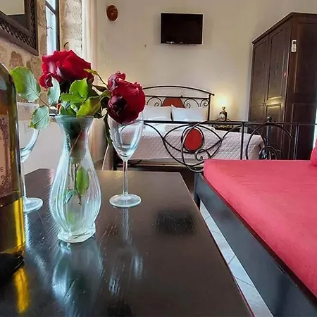 Hotell Saint Michel Old Town 3*