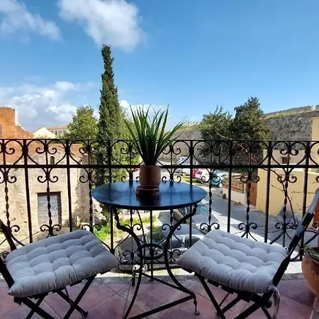 Saint Michel Old Town Hotell 3*