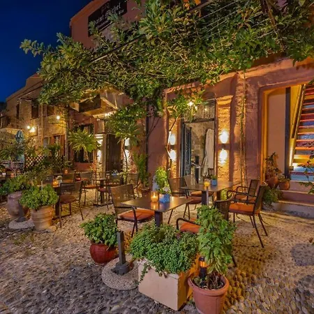 Ξενοδοχείο Saint Michel Old Town 3*