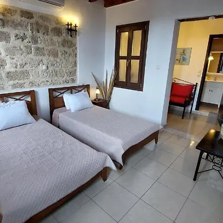 Saint Michel Old Town Hotel 3*
