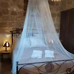 מלון Saint Michel Old Town