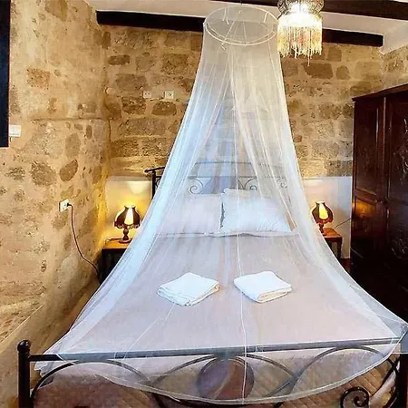 Saint Michel Hotel Hotell 3*