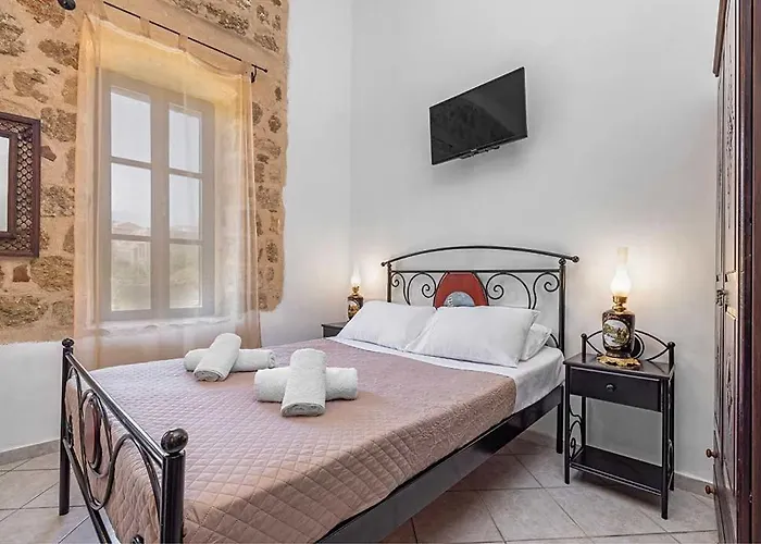 Saint Michel Collection - Old Town Hotel 3*