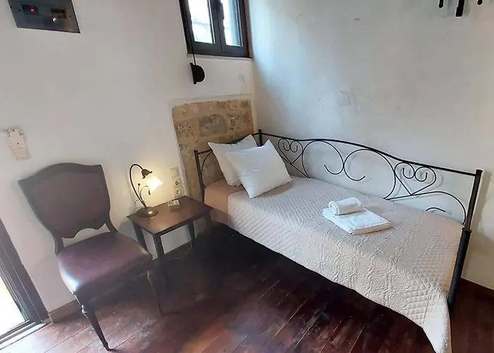 Saint Michel Collection - Old Town Hotel 3*