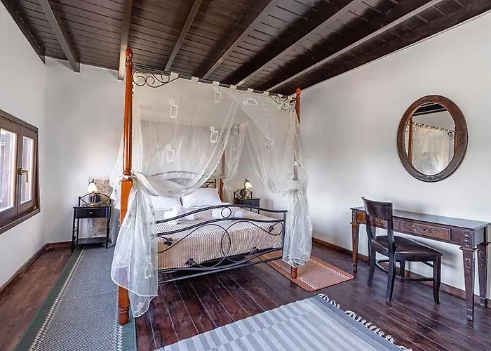 Saint Michel Collection - Old Town 3*