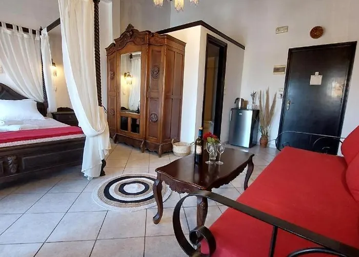 Saint Michel Collection - Old Town Hotel